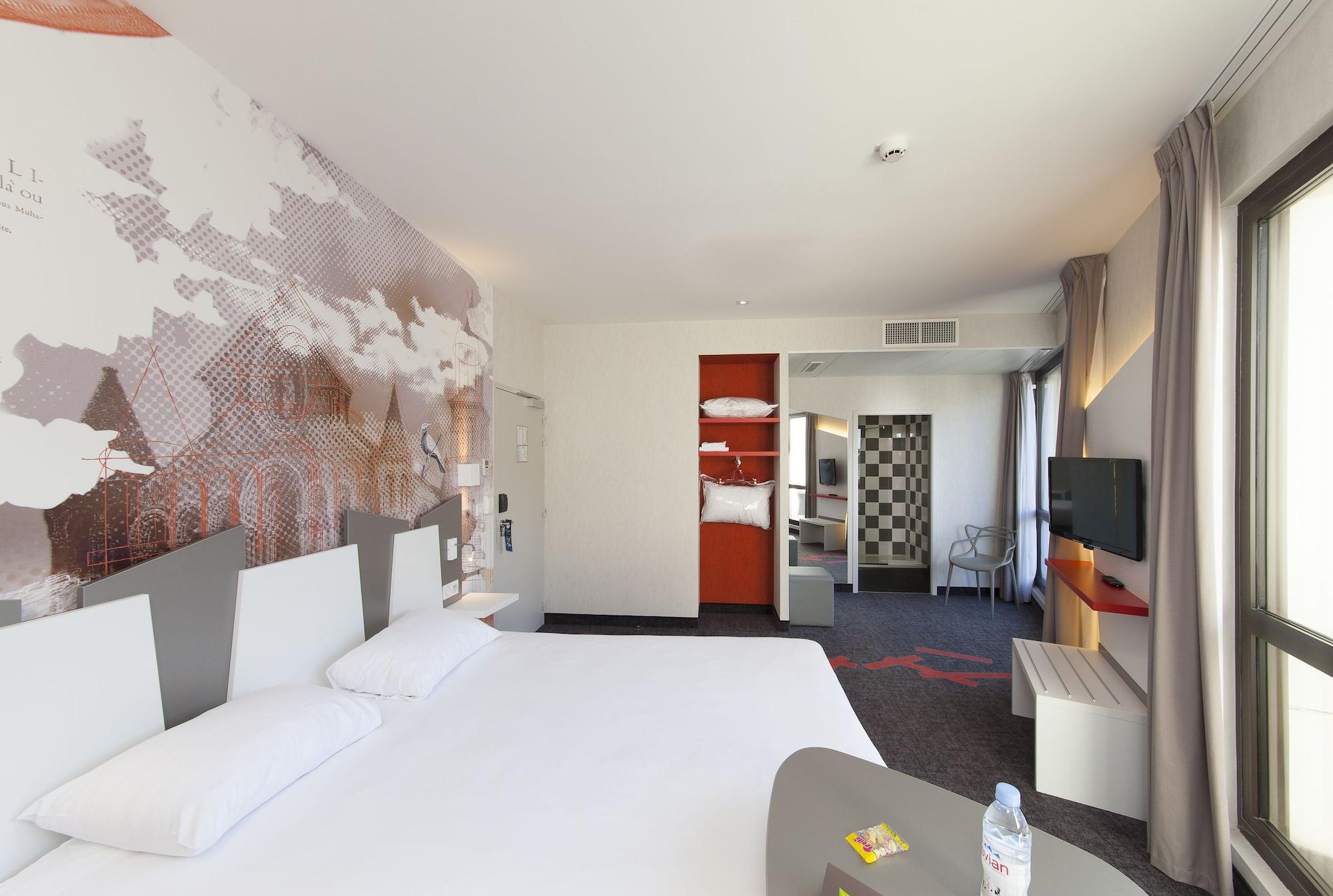 ไอบิส สไตล์ ปัวติเยร์ ซองทร์ Hotel ภายนอก รูปภาพ
