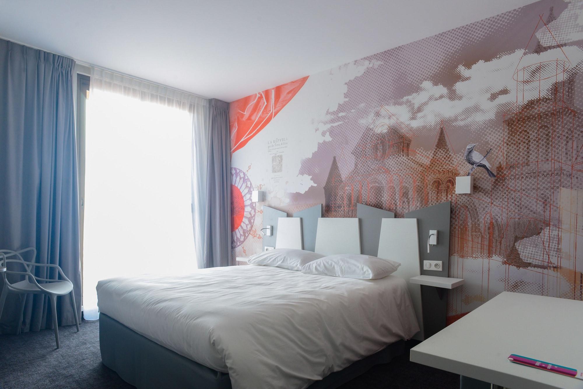 ไอบิส สไตล์ ปัวติเยร์ ซองทร์ Hotel ภายนอก รูปภาพ