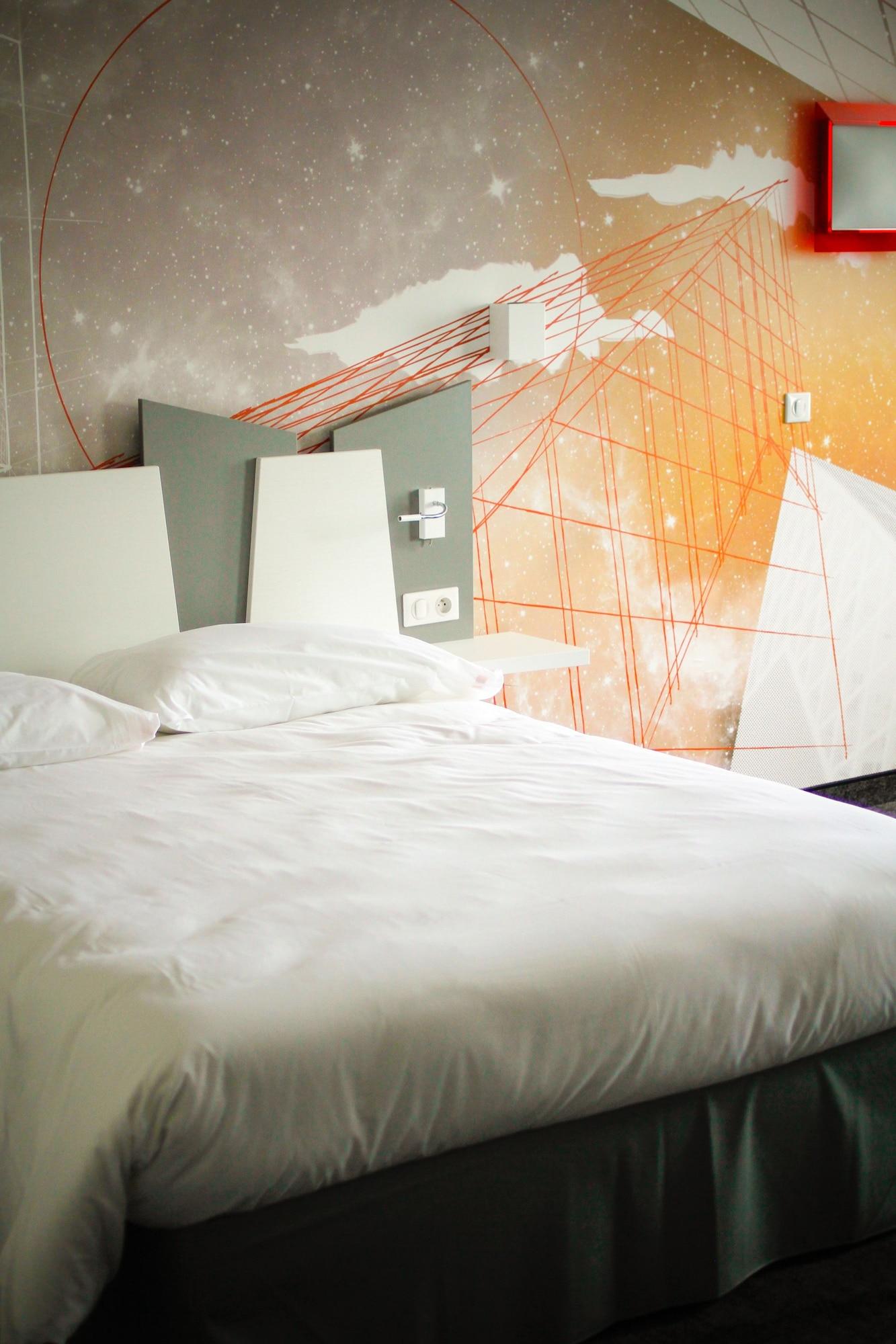 ไอบิส สไตล์ ปัวติเยร์ ซองทร์ Hotel ภายนอก รูปภาพ