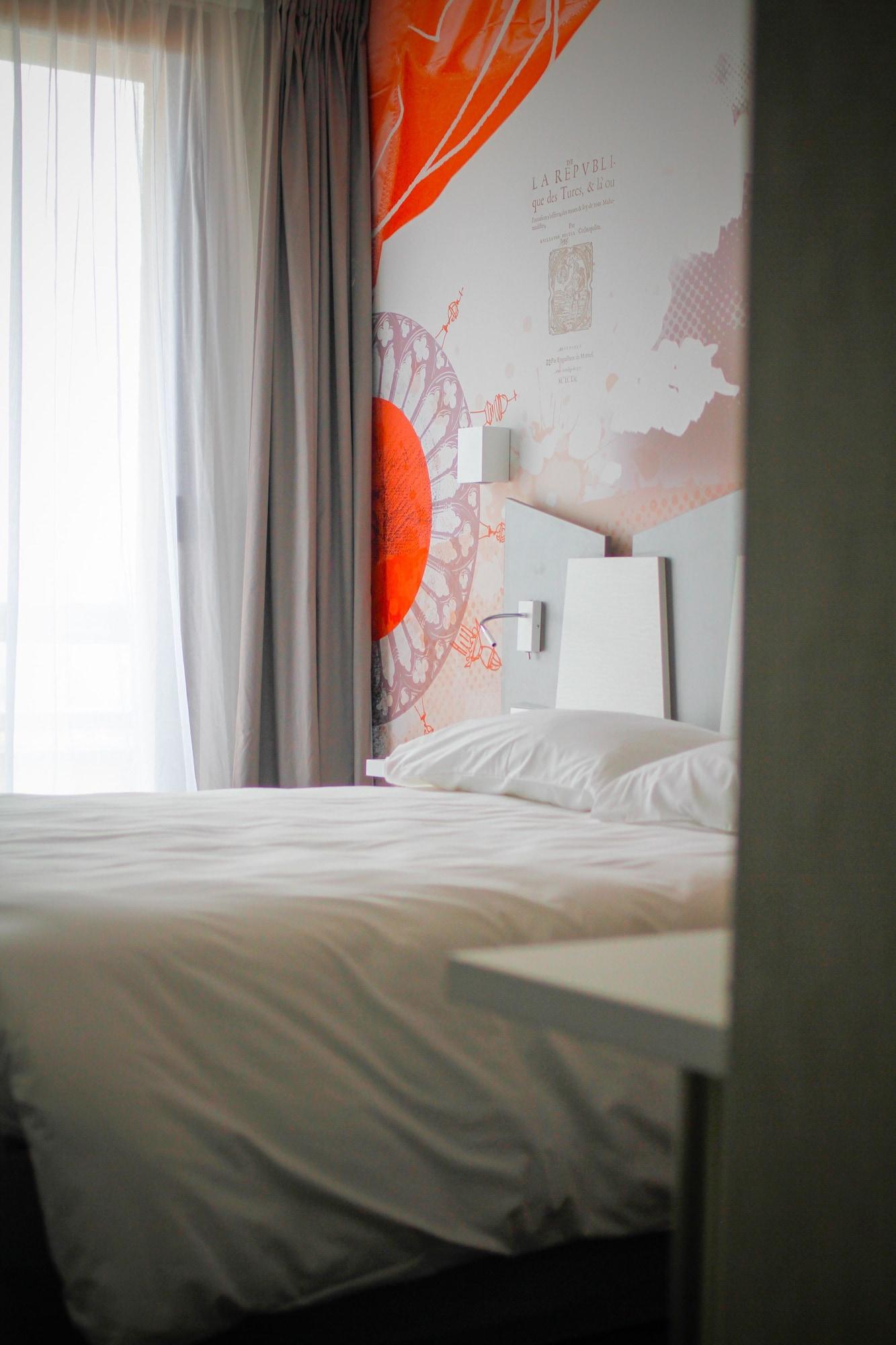ไอบิส สไตล์ ปัวติเยร์ ซองทร์ Hotel ภายนอก รูปภาพ