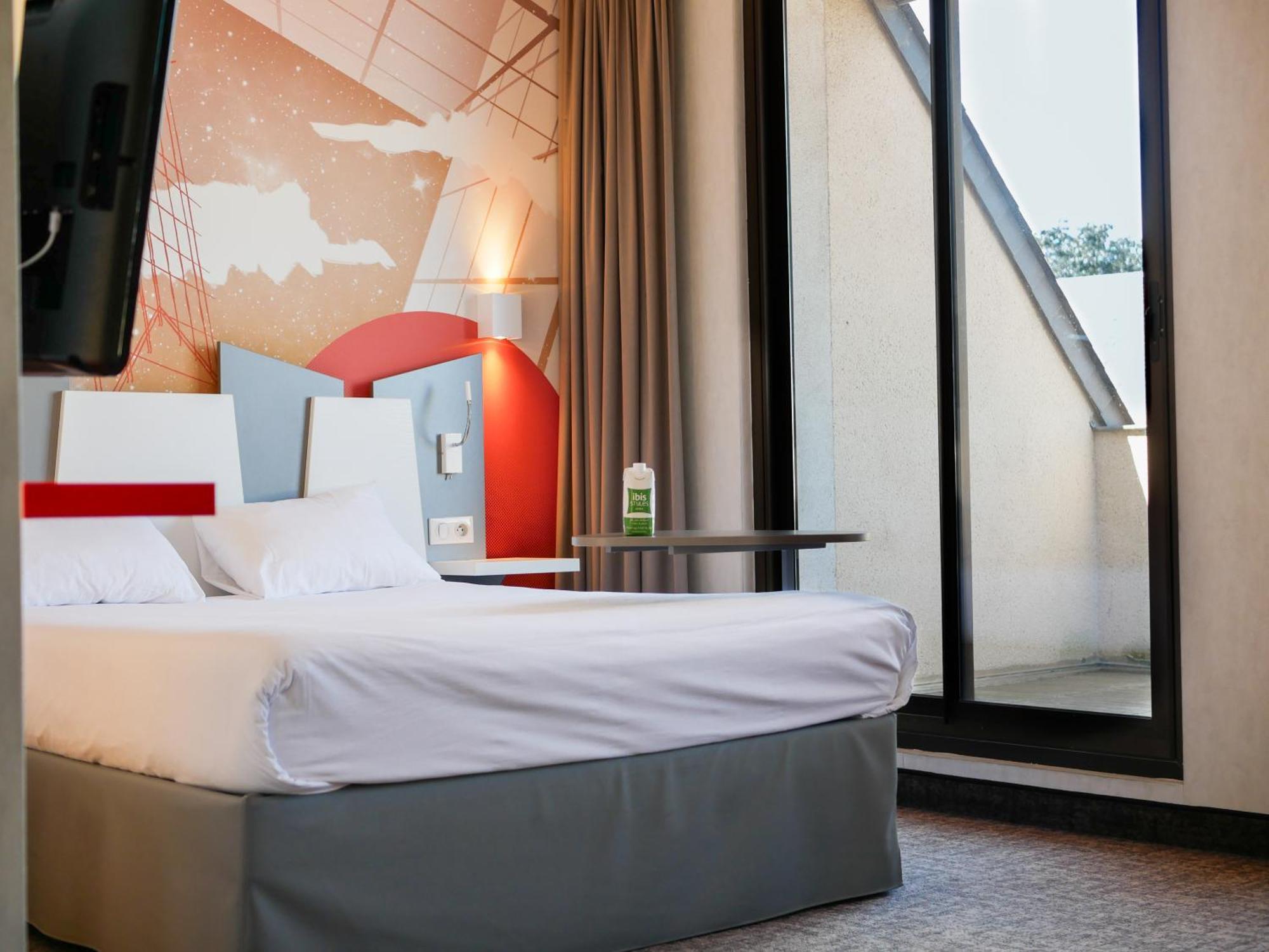 ไอบิส สไตล์ ปัวติเยร์ ซองทร์ Hotel ภายนอก รูปภาพ